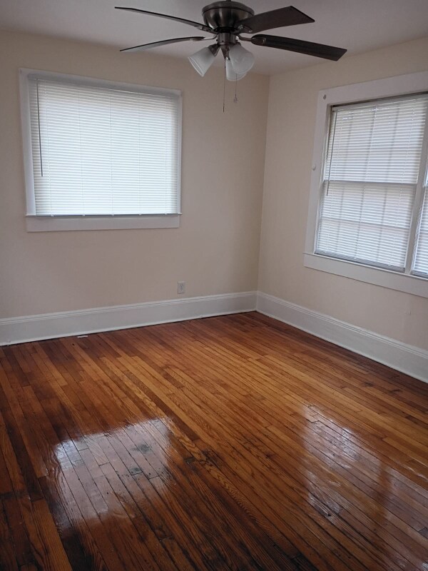 Foto del edificio - 2026 Bullard St