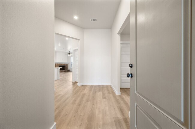 Building Photo - Available August 8th in Bell Farms: Spacio...