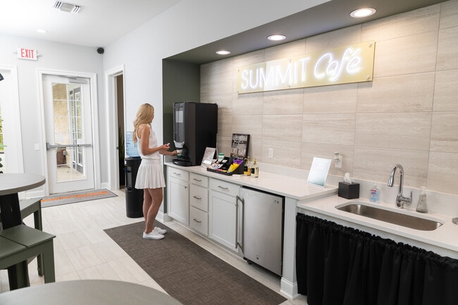 Building Photo - Orange Summit