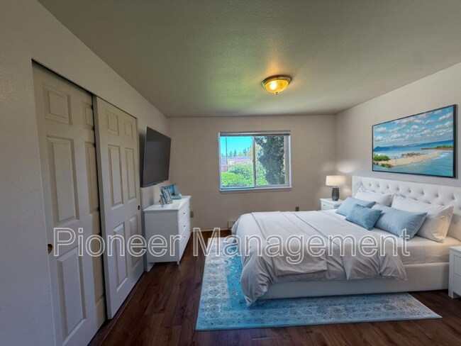 Building Photo - 1362 Bramblewood Ln