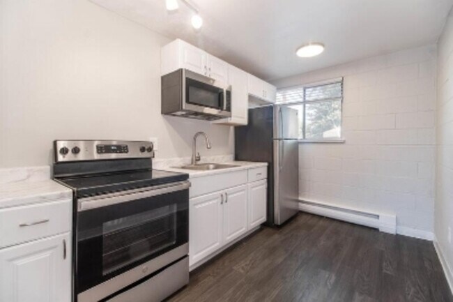 Foto del edificio - 5840 Carr St