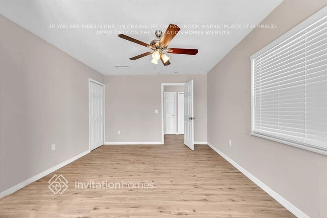 Foto del edificio - 6914 Voltaire Dr