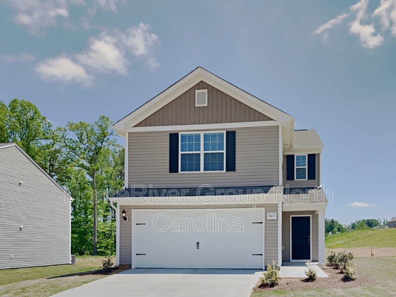Foto principal - 3611 Fallen Tree Dr