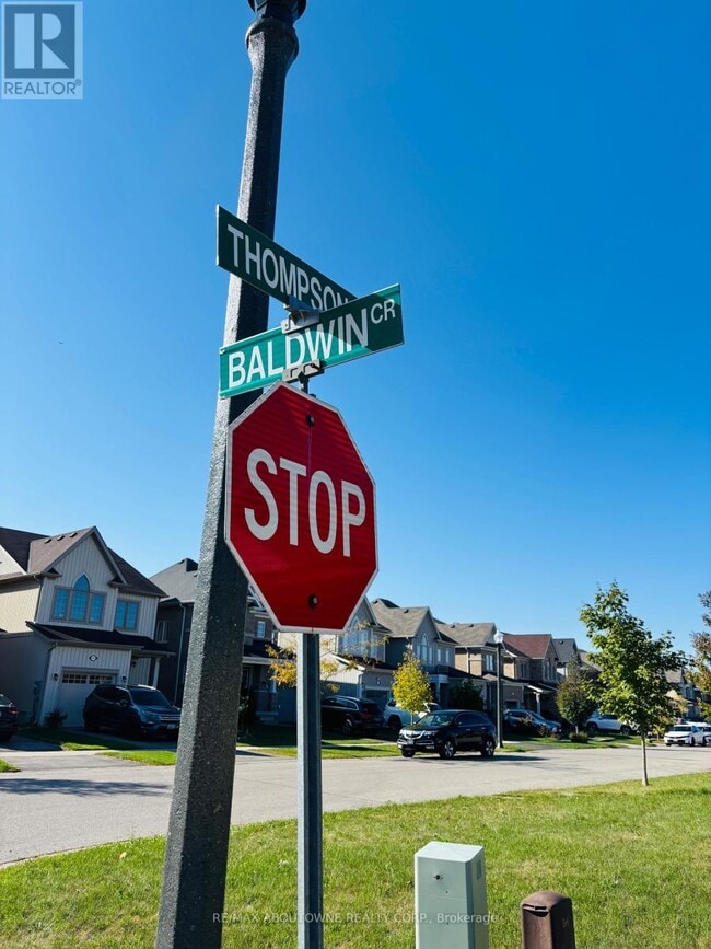 Building Photo - 676 Baldwin Cres