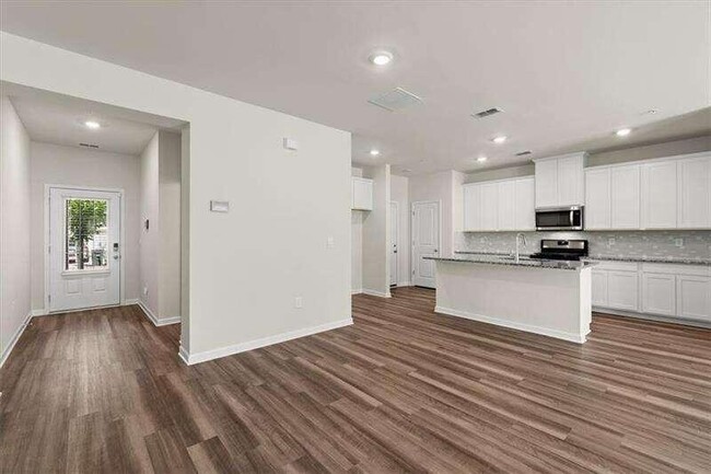 Foto del edificio - 1162 Arrowlake Rd