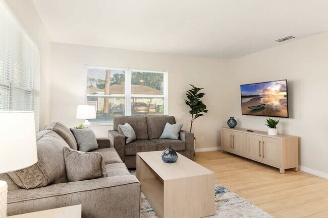 Building Photo - 5542 20th St