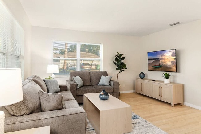 Building Photo - 5542 20th St