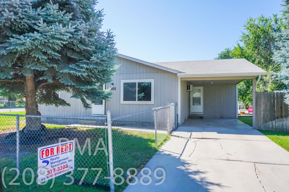301 Sunnyside Dr, Caldwell, ID 83605 Room for Rent in Caldwell, ID