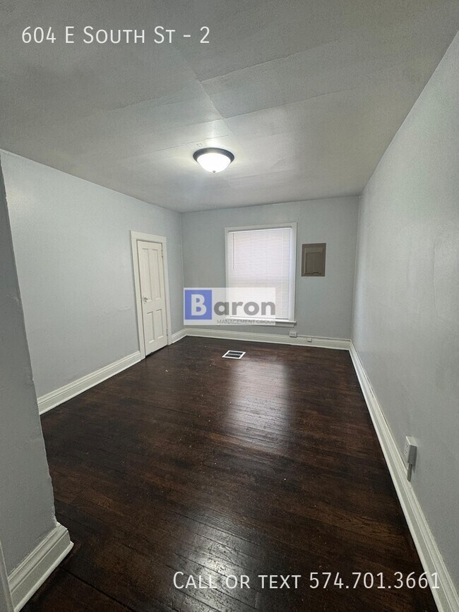 Foto del edificio - 604 E South St