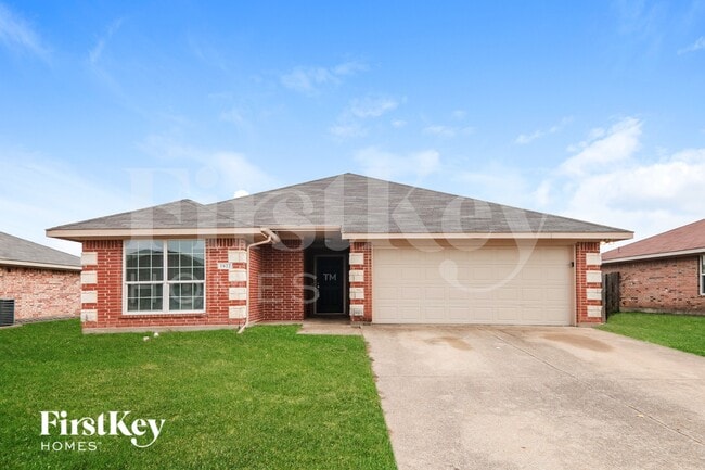 Building Photo - 1822 Willowbrook Dr