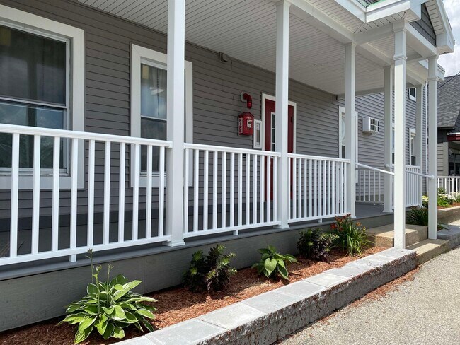 Building Photo - 4 Martin St