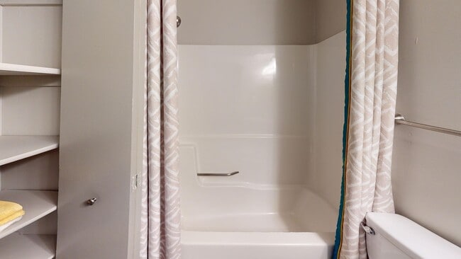 Interior Photo - The Heritage by Fairlawn