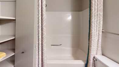 Interior Photo - The Heritage by Fairlawn