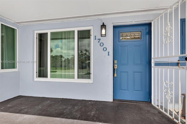 Foto del edificio - 17001 NW 53rd Ct