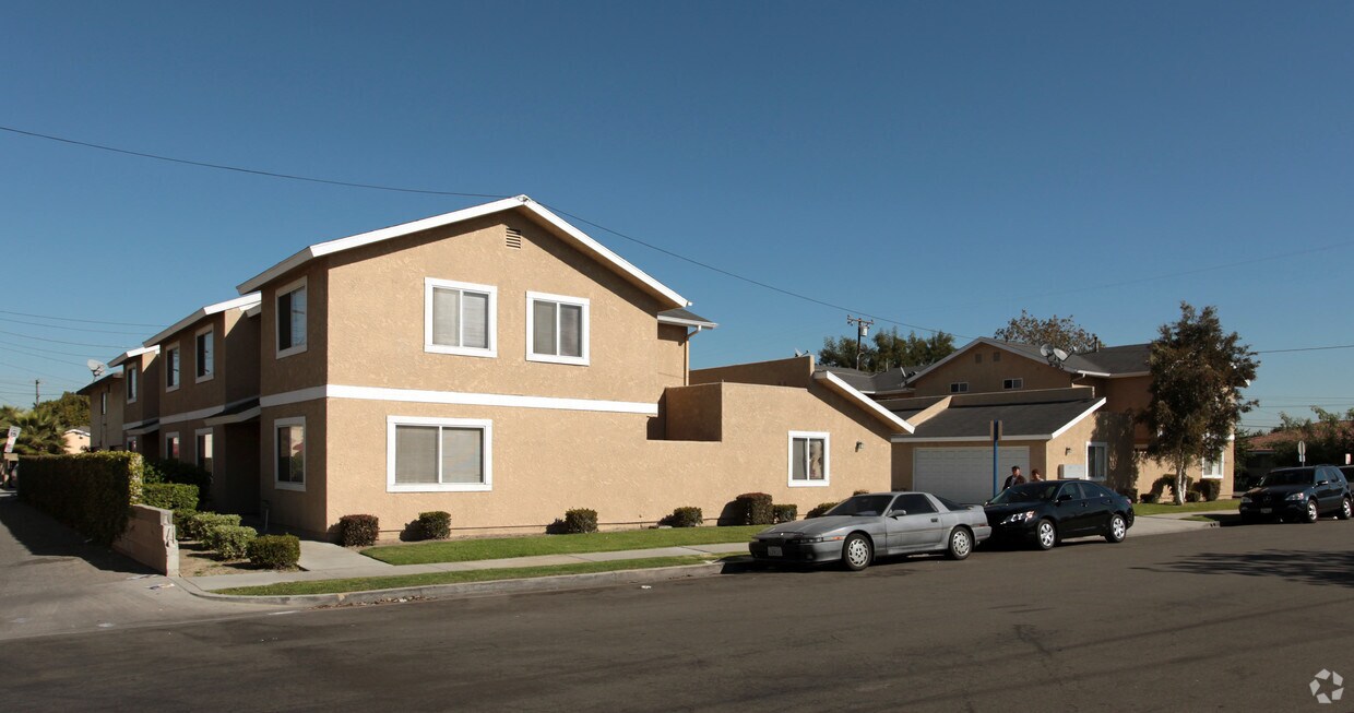 1863918645 Arline Ave, Artesia, CA 90701 Apartments in Artesia, CA