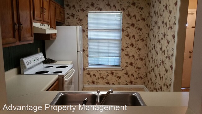 Building Photo - 2 br, 2 bath House - 16 Brierwood