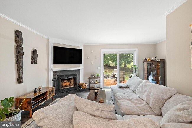 Building Photo - 4876 Weatherhill Dr