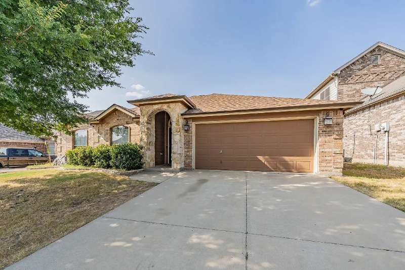 Photo - 783 Peach Ln