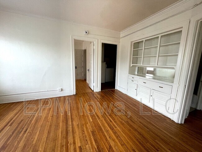 Foto del edificio - 803 W 4th St
