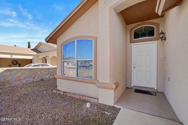 Building Photo - 3206 Olive Point Pl