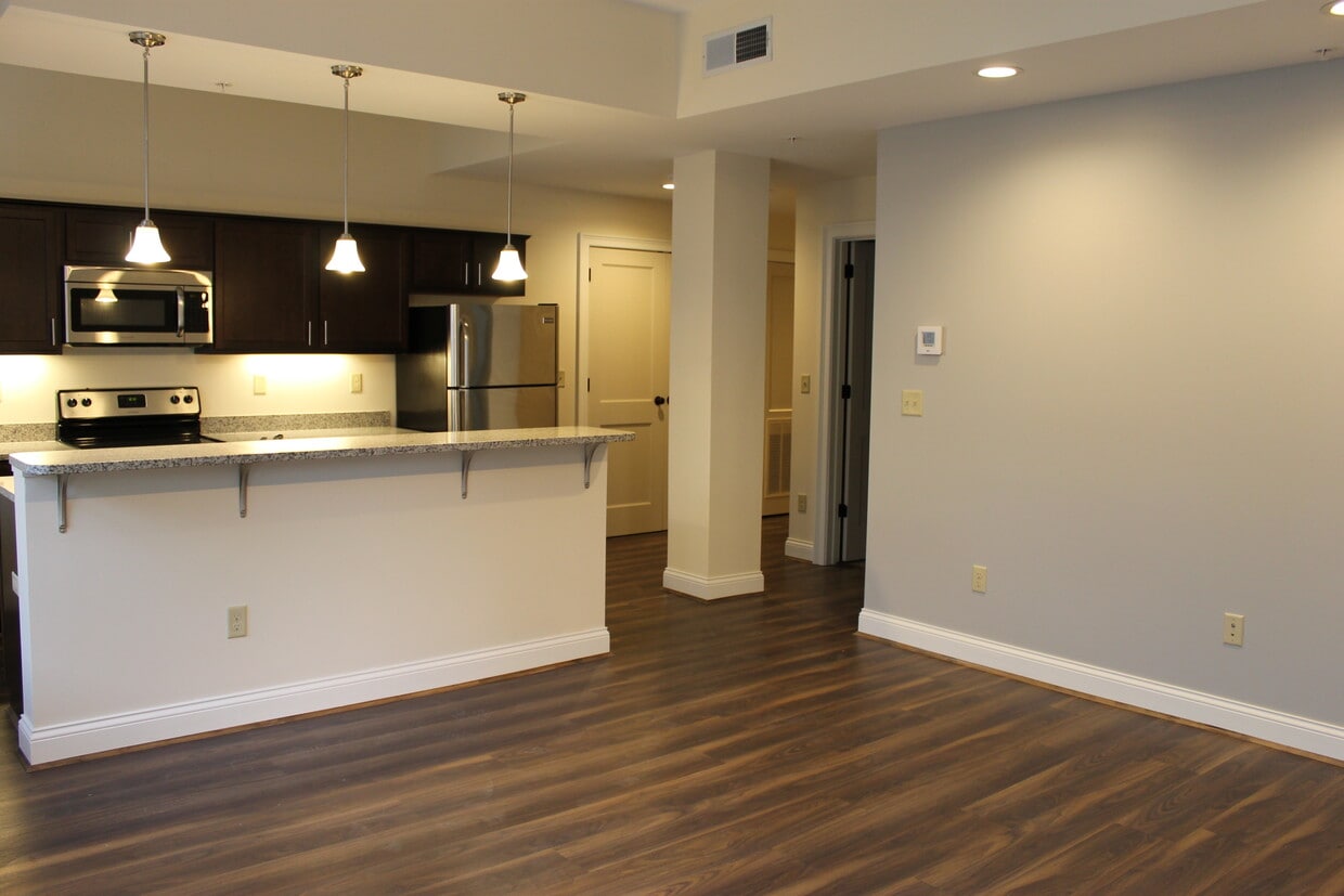 33 E 7th St Unit 34, Covington, KY 41011 Apartments in Covington, KY