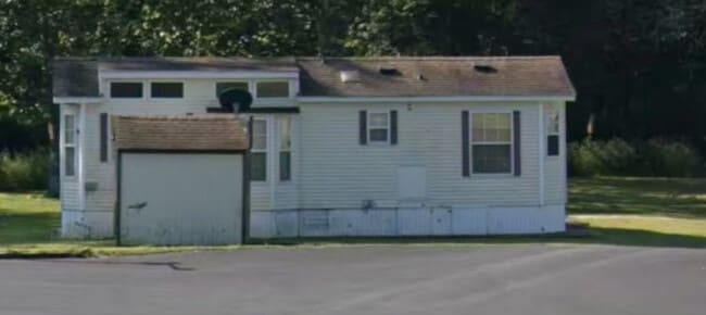 Building Photo - 11 Shoemakers Ln