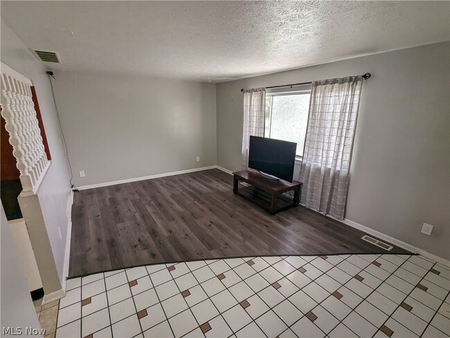 Foto del edificio - 4248 Miami Ave