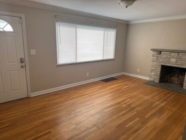 Foto del edificio - 2478 Swansea Rd