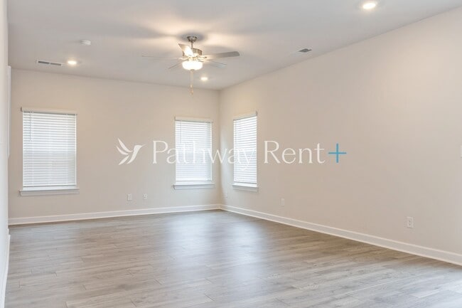 Building Photo - 2416 Nabali Wy