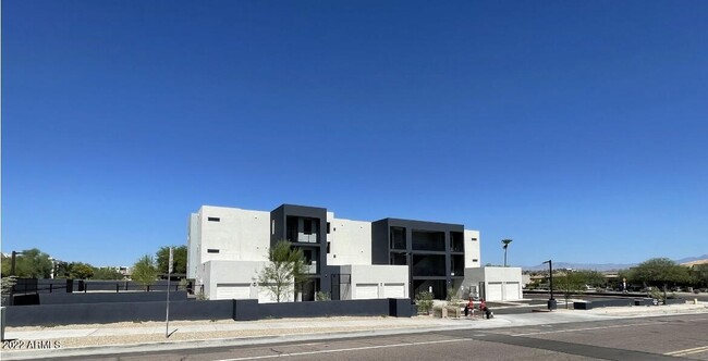 Foto del edificio - 12412 N Saguaro Blvd