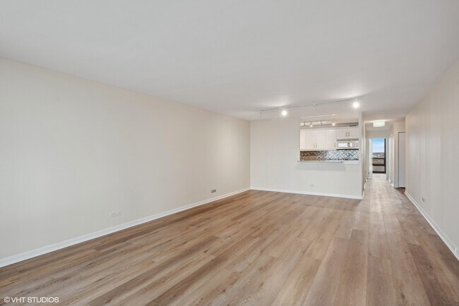 Foto del edificio - 1636 N Wells St