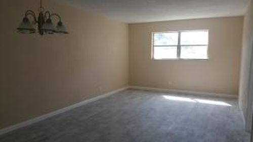 Foto del edificio - 1701 NW 13th St