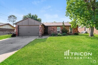 Building Photo - 7232 Harwick Ln