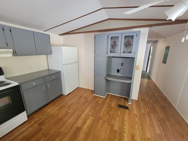 Foto del edificio - 160 Headman Ln