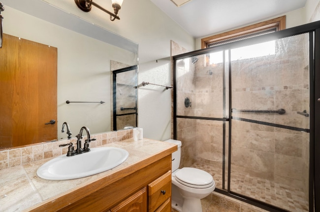 Building Photo - 2619 Dunbar Ave