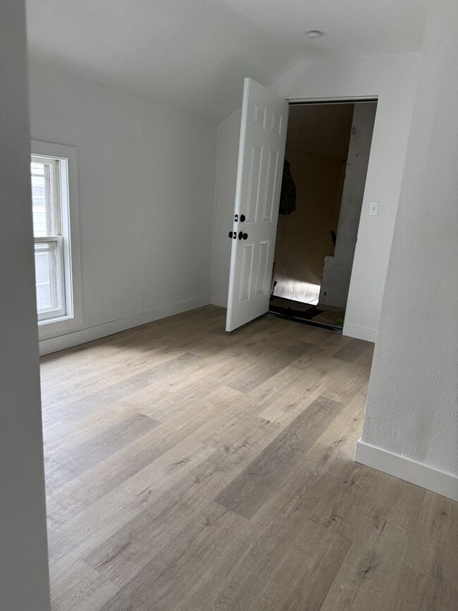 Building Photo - 507 Washington Ave