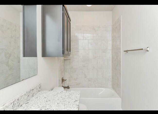 Foto del edificio - 2415 Chinook Way