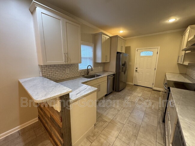 Building Photo - 1125 N. Second St.