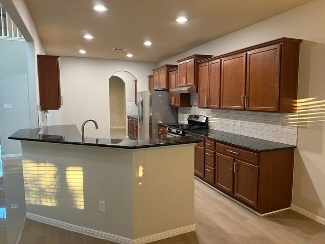 Building Photo - 24611 Fort Timbers Ct