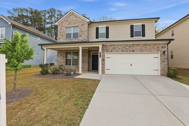 Foto del edificio - Newer 5BR Home in Peachtree City with Open Layout and Golf Cart Access