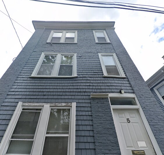 Primary Photo - 5 Elmer St