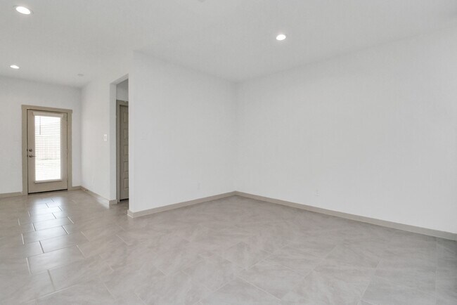 Building Photo - 4010 Elk Crk Ct