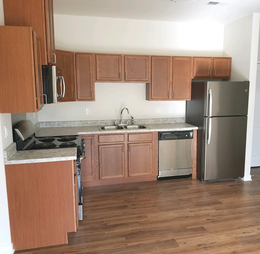 Kitchen Area - Mill Point Place Senior Living