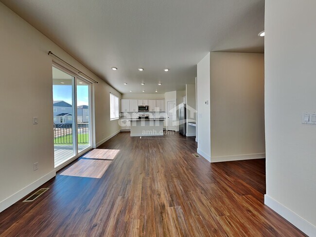 Building Photo - 3969 Ryedale Way