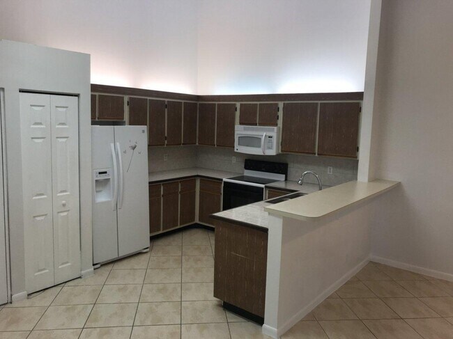 Foto del edificio - 4379 Woodstock Dr