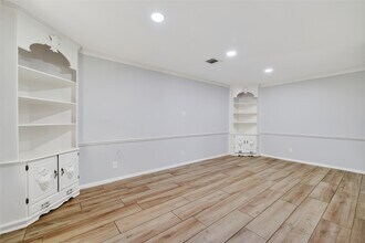 Building Photo - 1810 Indian Shores Rd