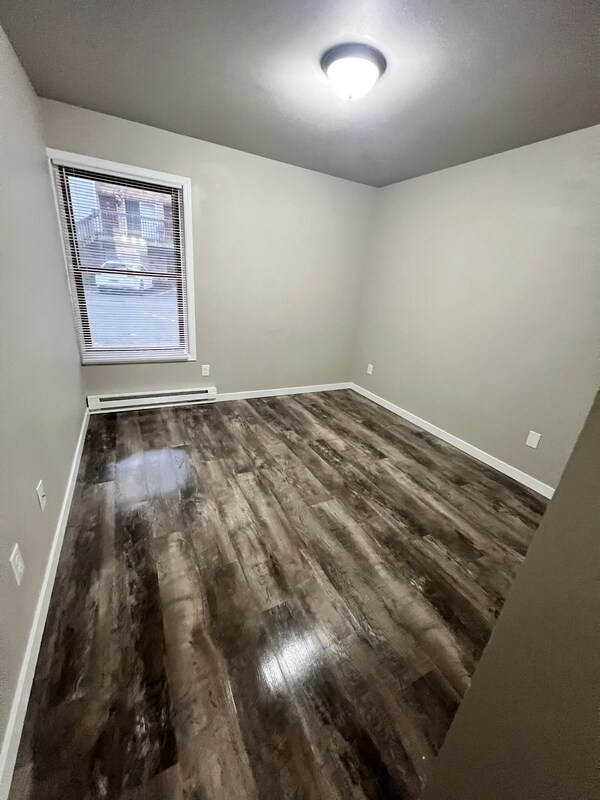 Foto del edificio - 825 Wisconsin St