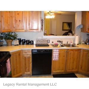 Building Photo - 2 br, 1.5 bath House - 615 Trejo