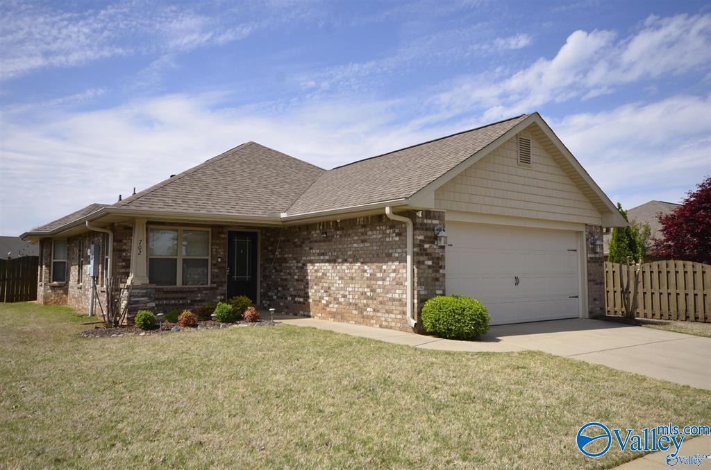 Foto principal - 702 Willow Shoals Dr SW