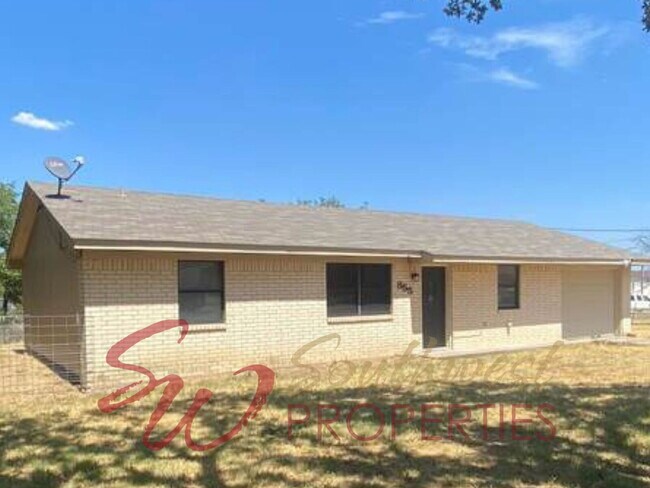 Foto del edificio - Spacious 3 Bed / 2 Bath Close to Everything